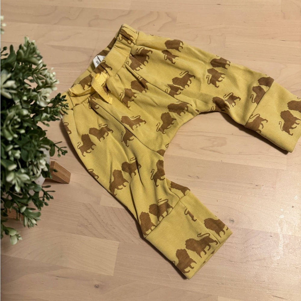 Kate Quinn Mustard Lion Print Baby Pants